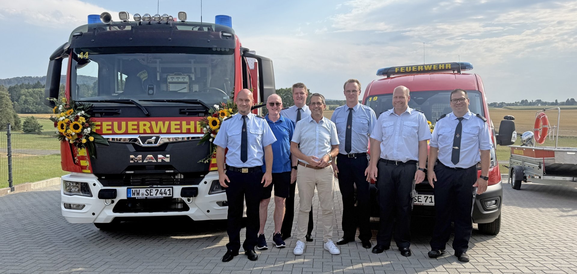 Pressefoto Fahrzeugübergabe