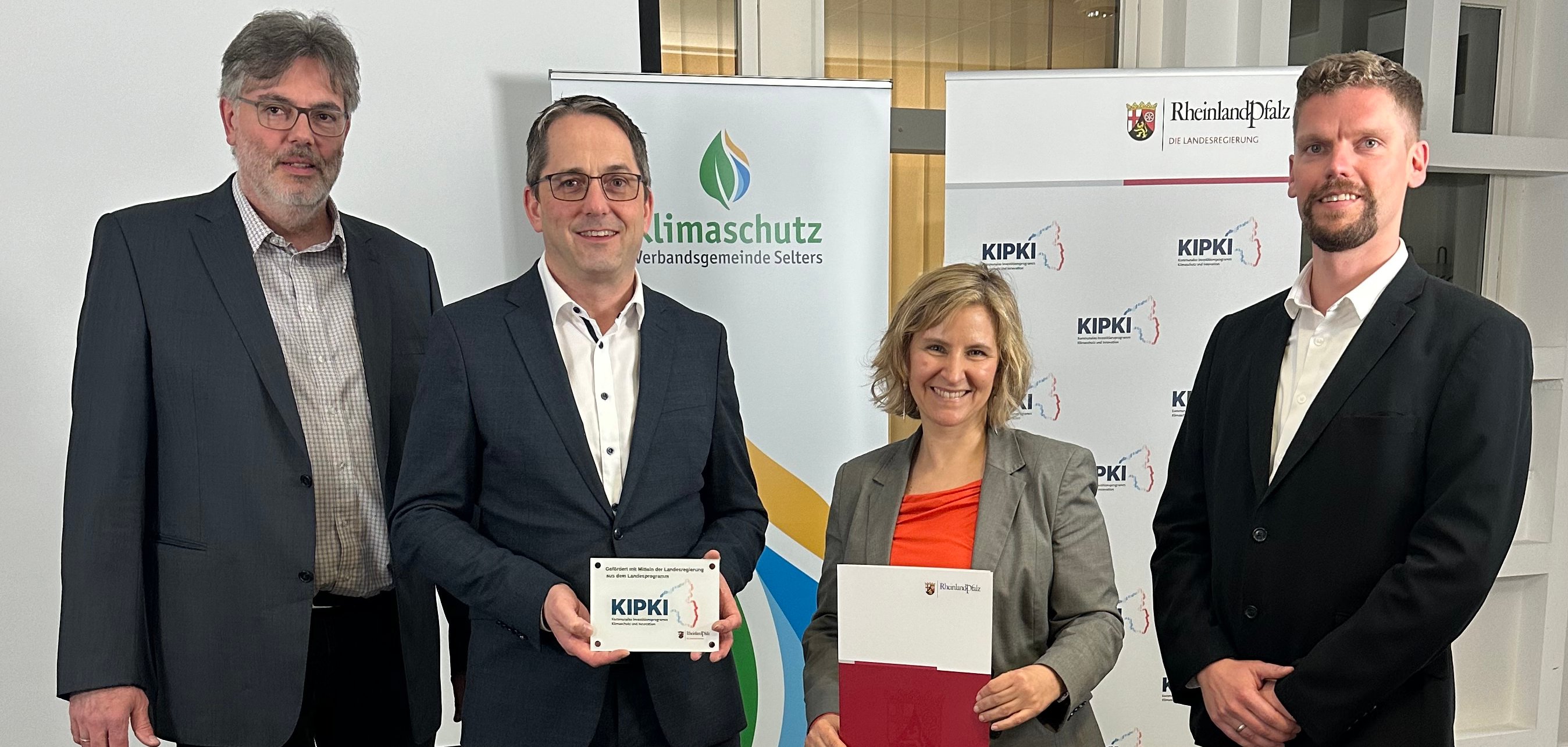 Foto Übergabe Förderbescheid