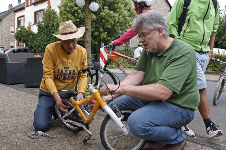 Schnelle Hilfe für den Fahrrad-Nachwuchs