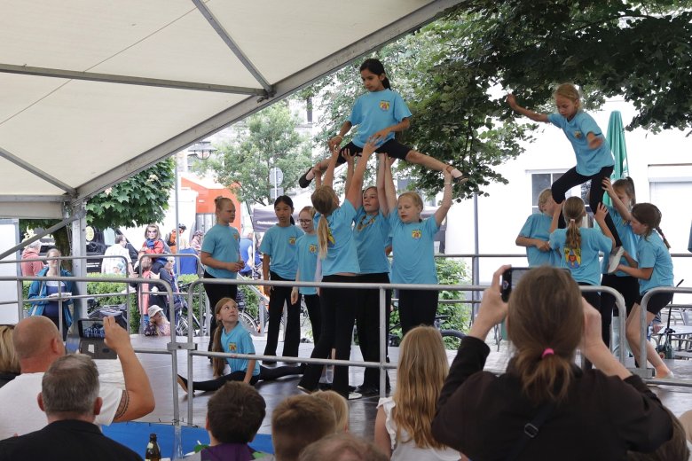 Tanzgruppe / Pressefoto Jedem Sayn Tal